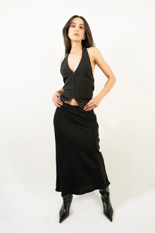  Sofia Satin Midi Skirt (Negro)